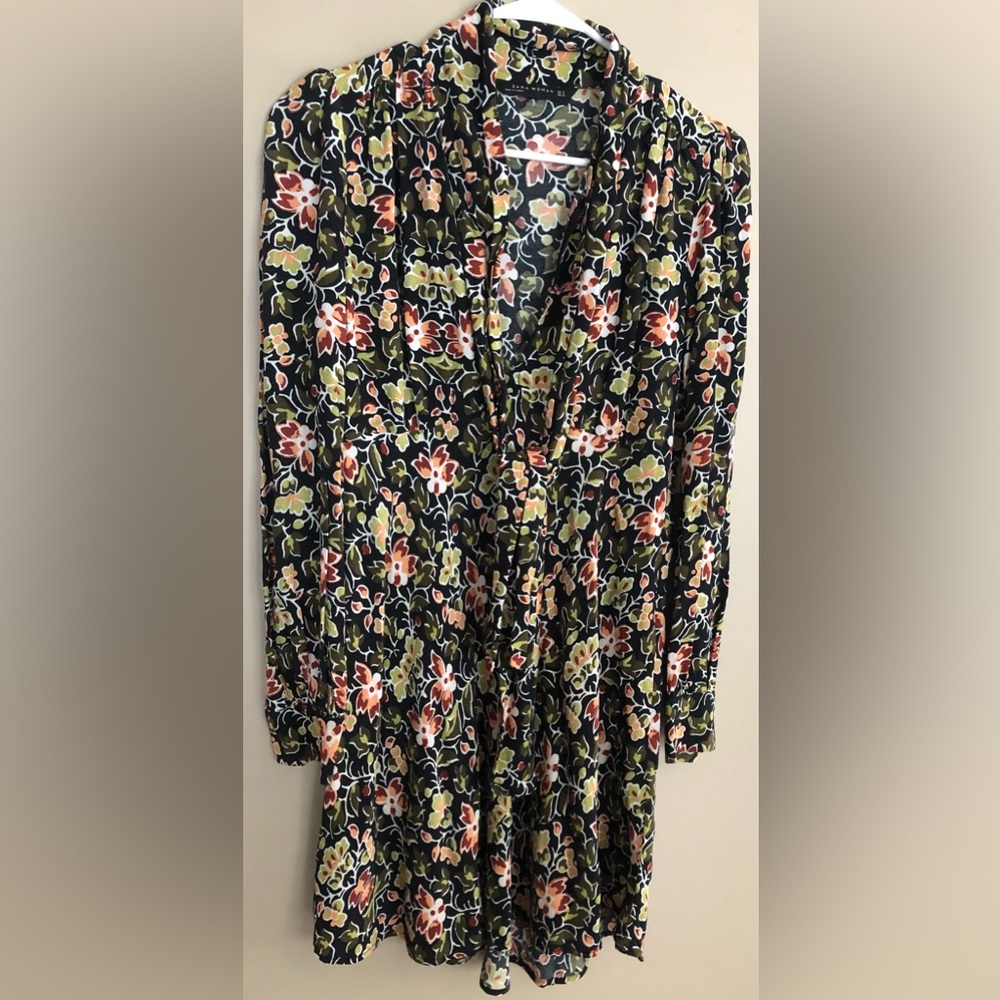 ZARA Woman Black Floral Dress  Sze M